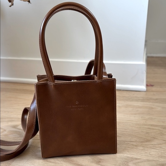 The Yan Premium Purse - Picture 1 of 5
